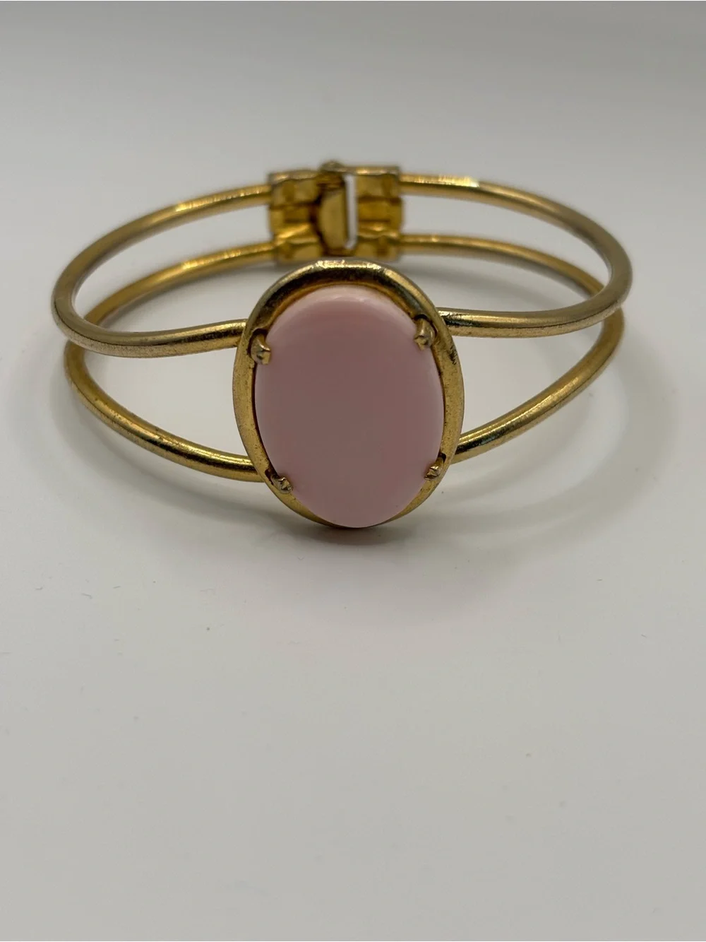 Gold Tone Bracelet with Pink Oval Cabochon
